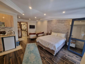 Ata suit hotel